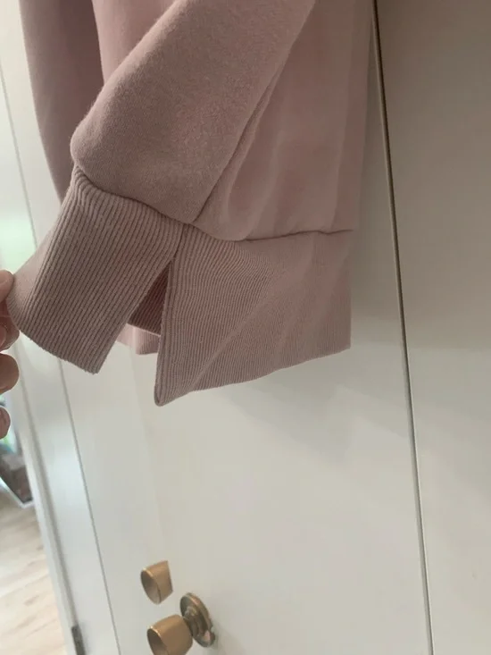 C&C California Dusty Pink Crewneck with White Stripes - Picture 5 of 6